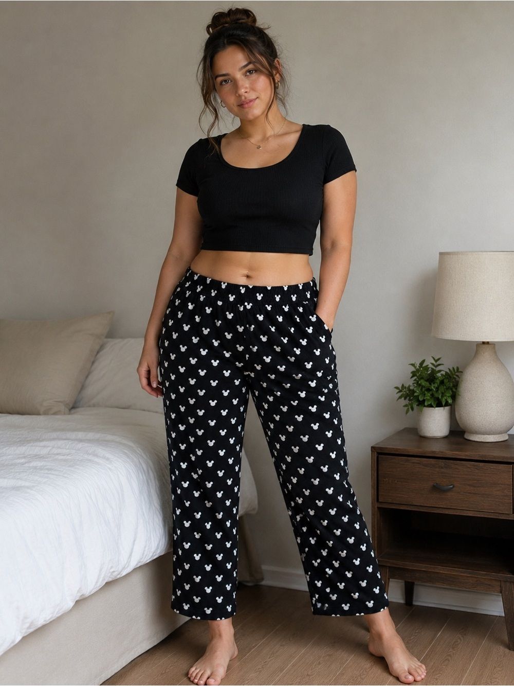 Disney Women’s Fleece Pajamas Pants Black White Elastic Waistband Size 2X